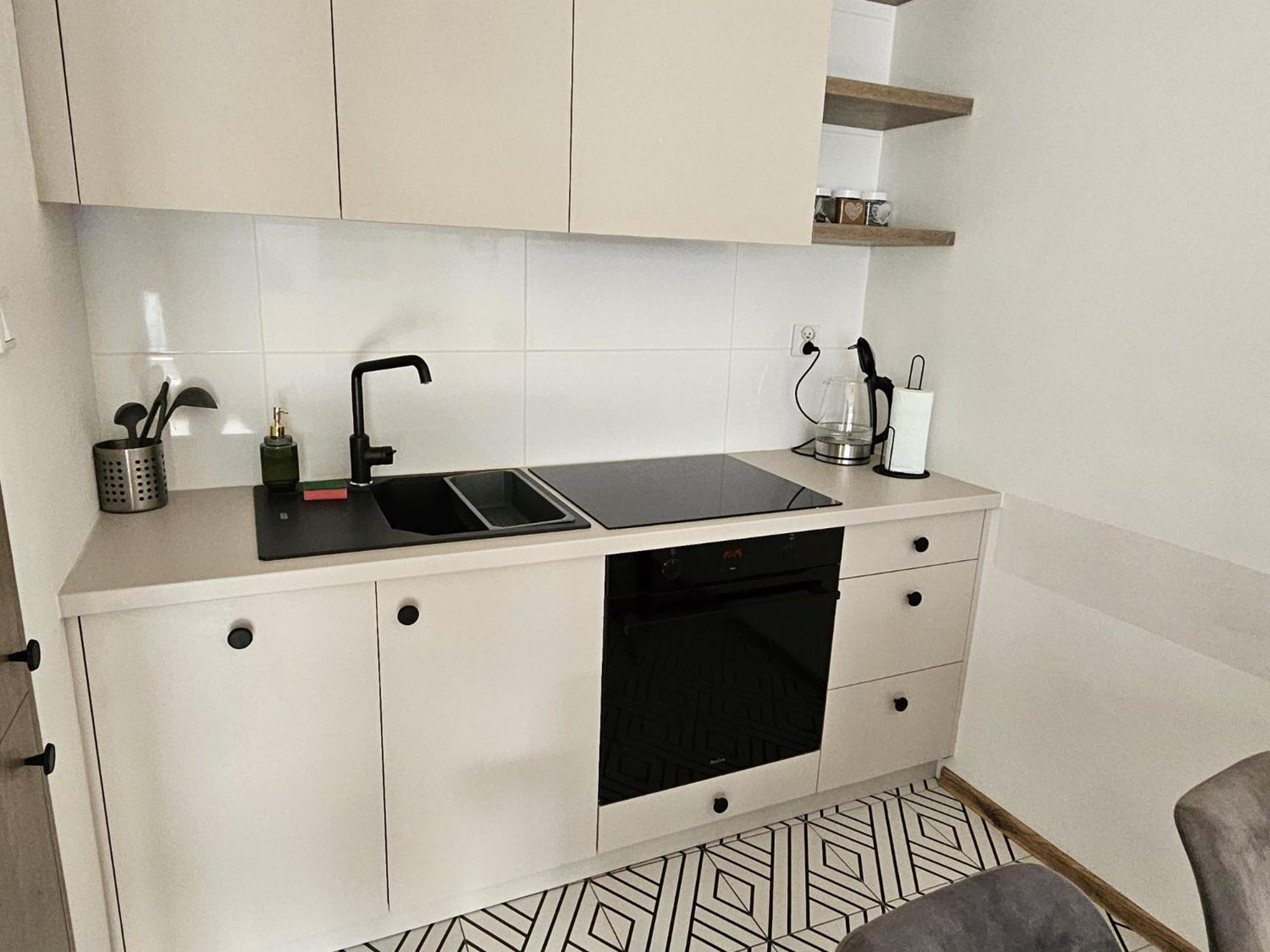 Urban Jungle Apartament Wenus 比亚韦斯托克 外观 照片